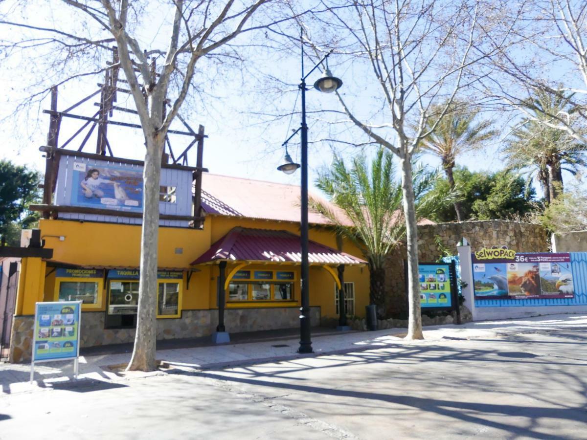 Apartamento Vacacional A 1 Minuto De La Playa - Carihuela Torremolinos Eksteriør bilde